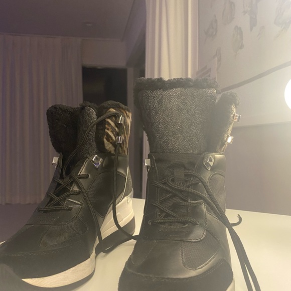 michael lora boots - Picture 5 of 5